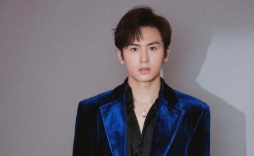 张哲瀚微博个人资料