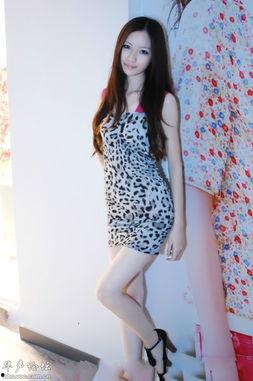 生活照大腿图片,展现腿部线条之美